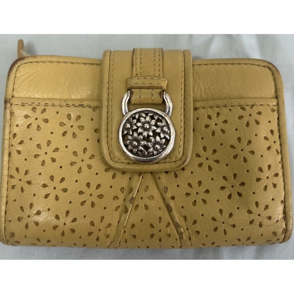 Brighton Francie 3D Daisy Cutout 72K Wallet